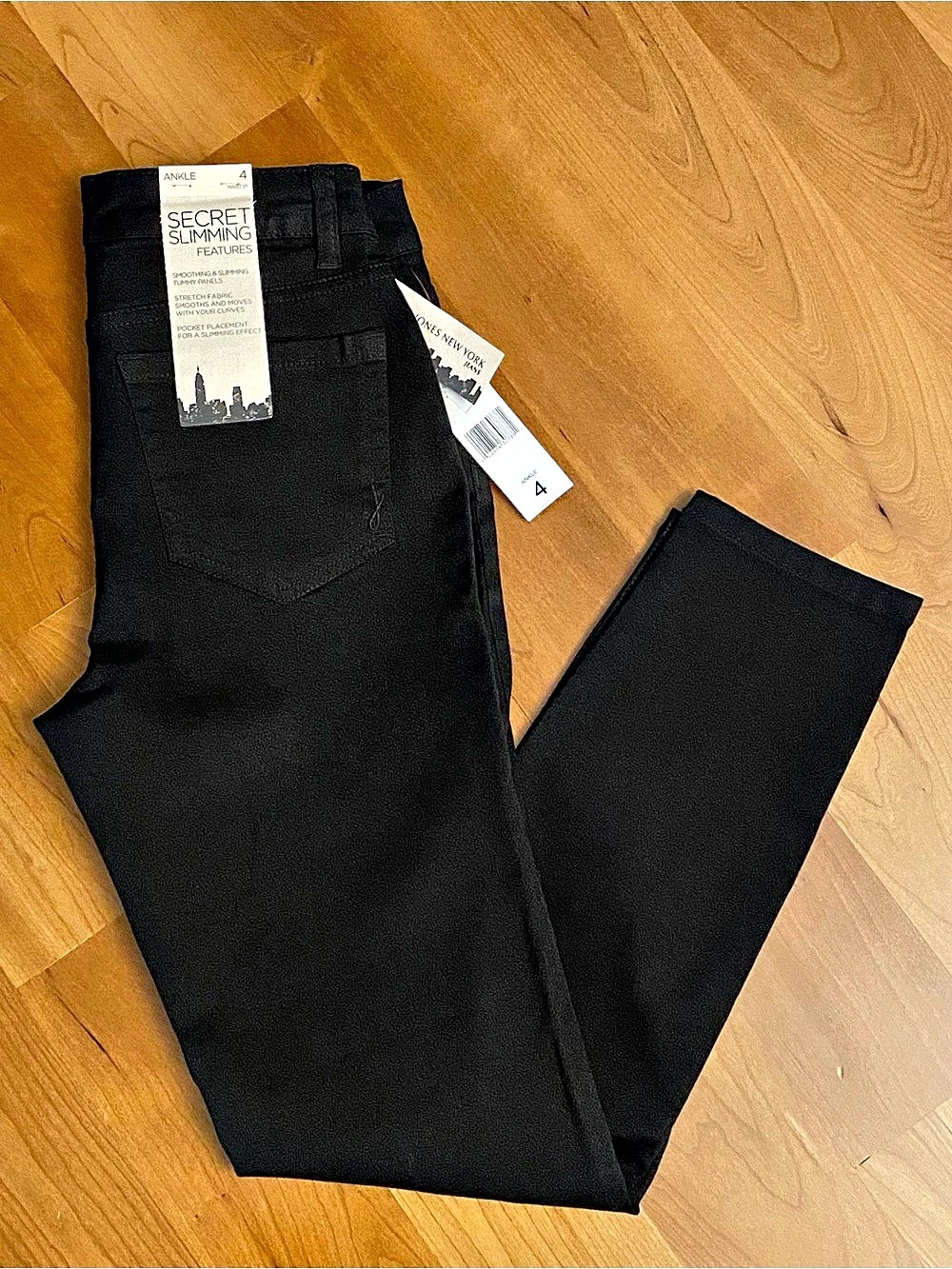 Jones New York Secret Slimming Black Skinny Jeans